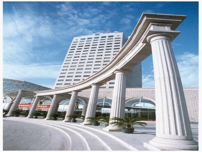 Grand Regency Hotel Qingdao Dış mekan fotoğraf